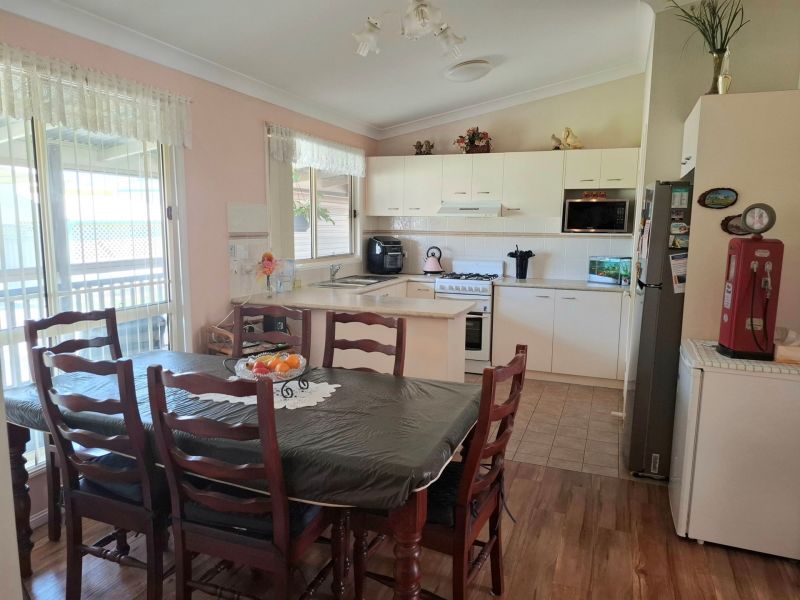 Jettys by the Lake - Site 140