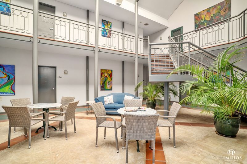 Beautifully presented 1 bedroom ground floor apartment