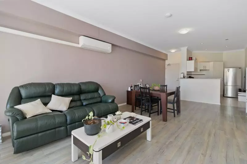 Central Living & Resort Style!