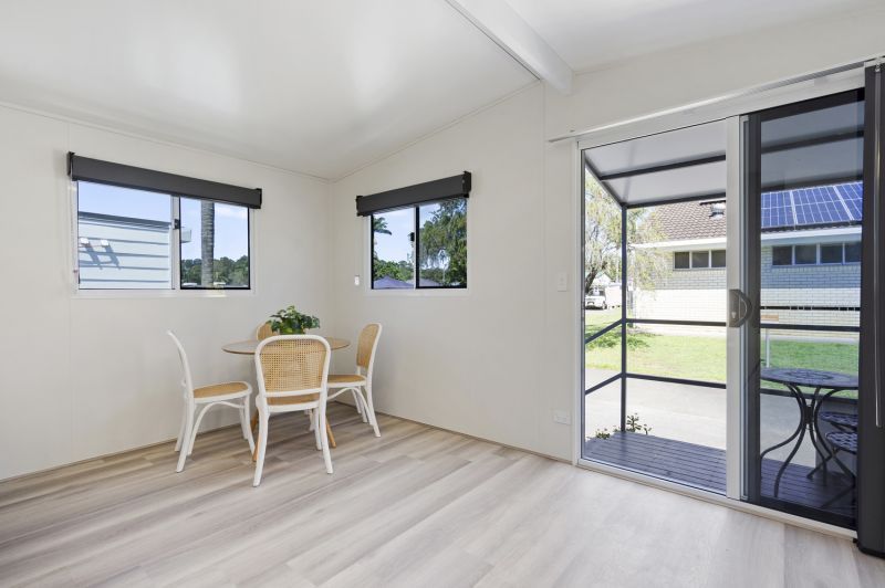 Modern Coastal Living – Low Maintenance, Move-In Ready