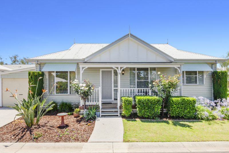 Immaculate Two-Bedroom Delight!
