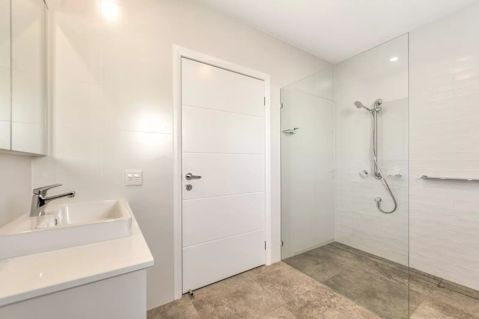 028 Ibis Crescent/33 Shearwater Drive, Shortland, NSW 2307