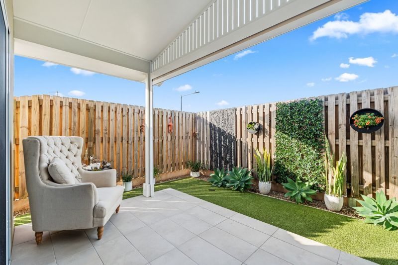 Spacious Beauty, Private Corner Location