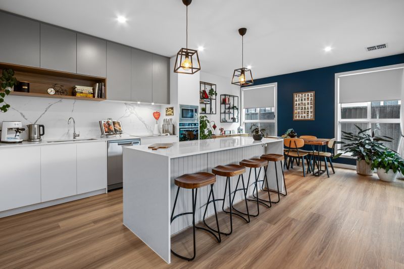 23 Columbus Circuit - Established Tasman Gable