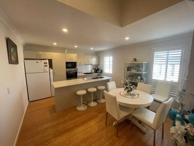 IMMACULATE 2-BEDROOM