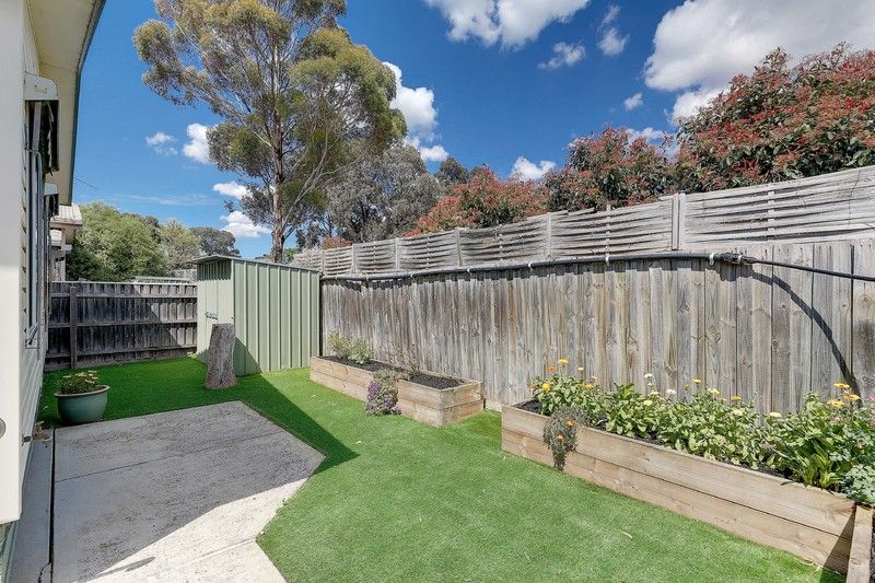 Pet friendly home in welcoming over 55s community