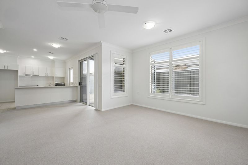 Freshly Updated Villa Close to Clubhouse and Pool