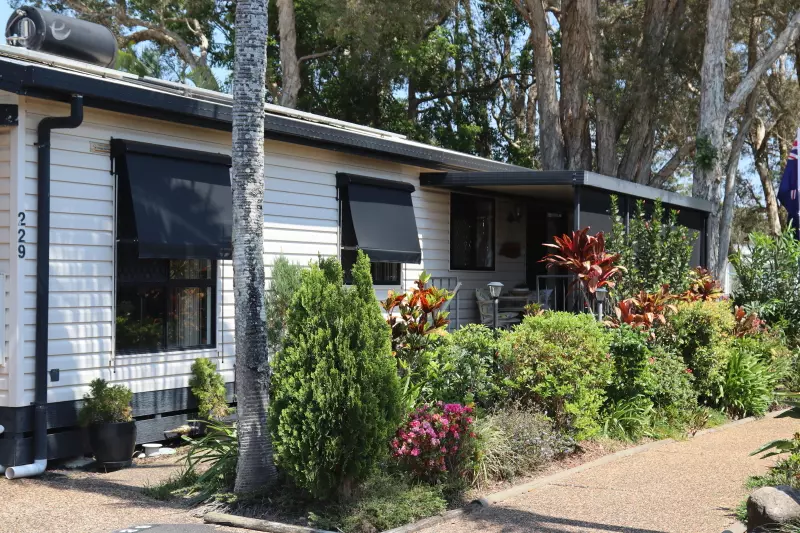 The Palms Village - Over 55's pet friendly Lifestyle Village