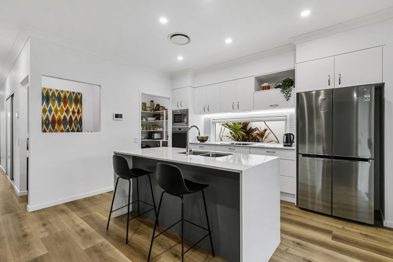 Established Cabarita