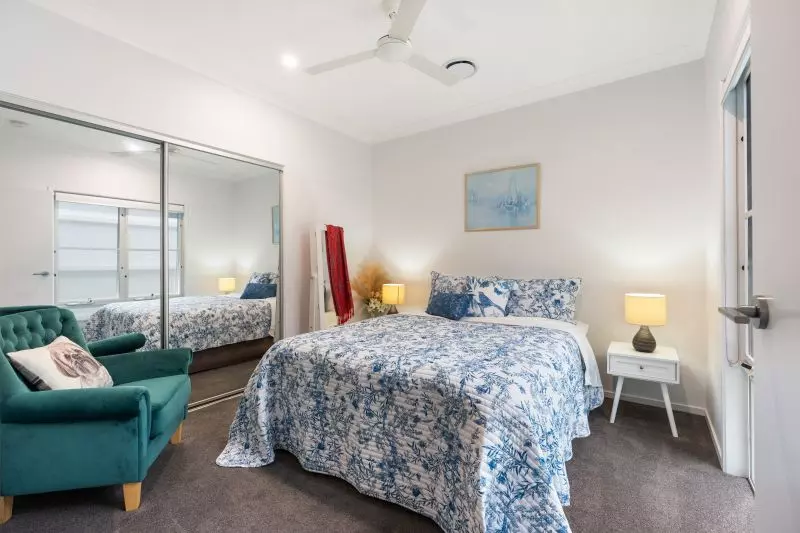 Site 77 - Established Gold Bronte