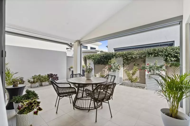 Site 186 - Established Atoll