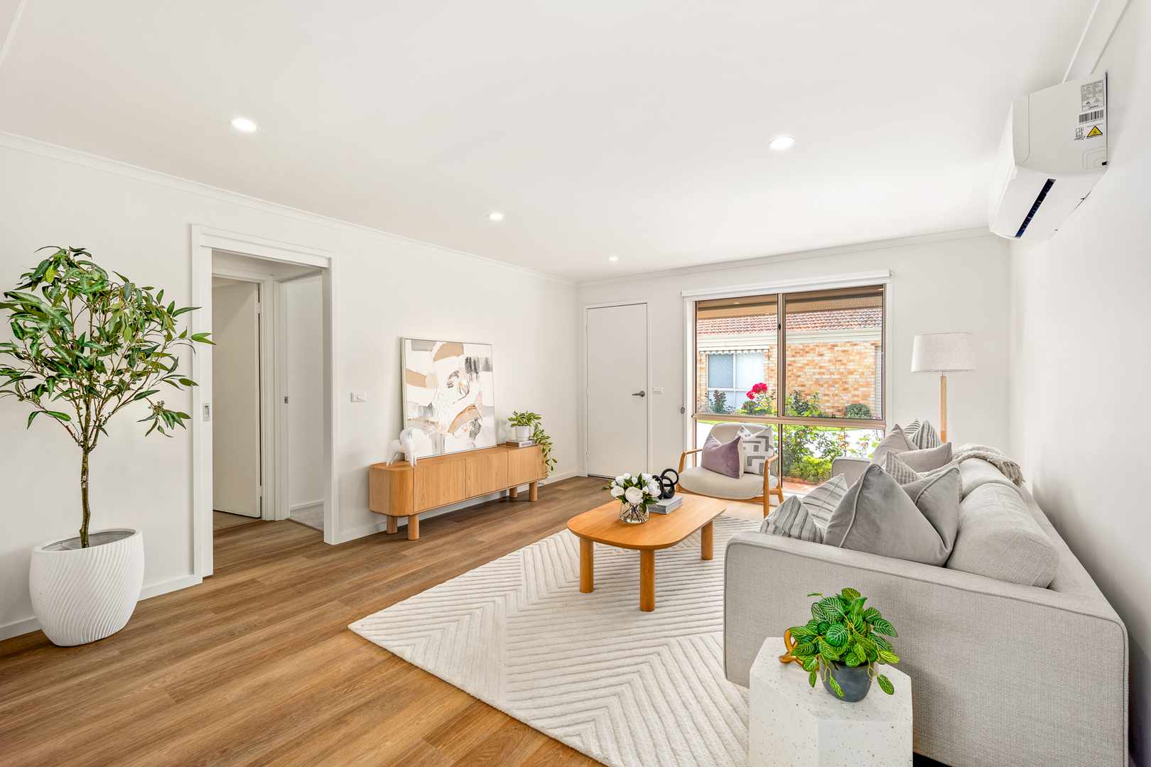 Gorgeous Villas, Close to Everything, Great Community, Keilor Village