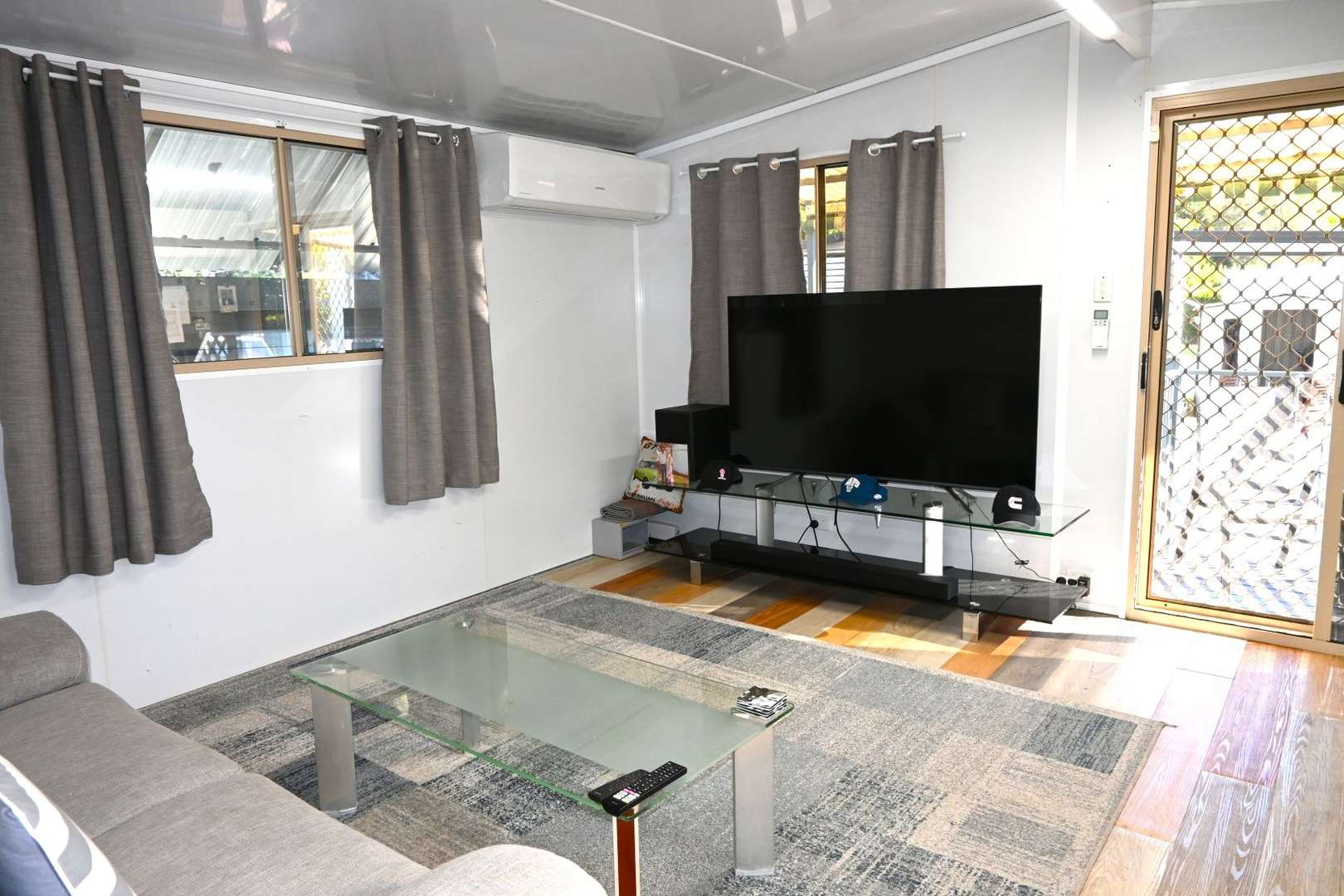 Royal Pacific Residences - Over 50's 'Pet Friendly' Residential Park