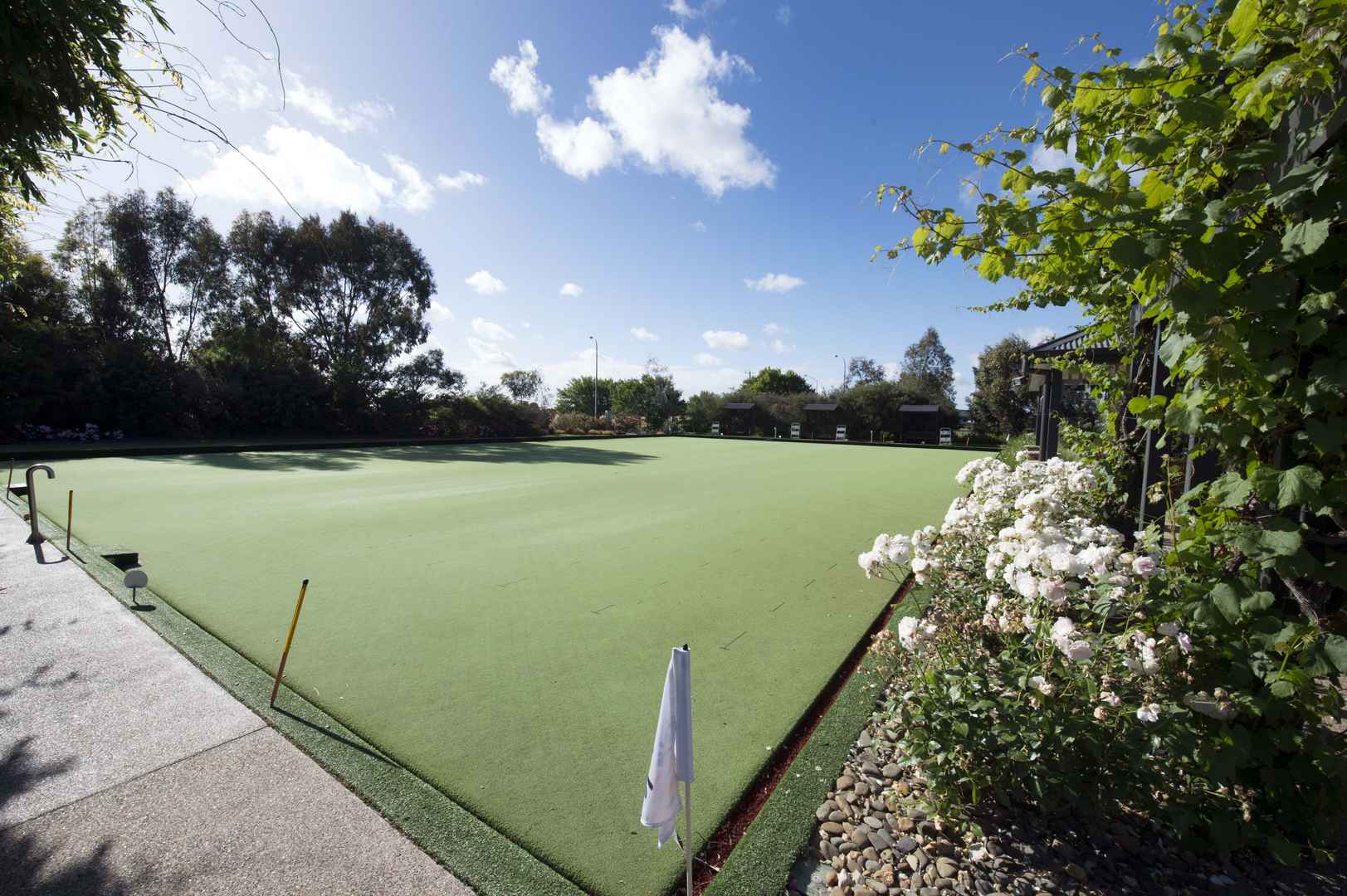 Lifestyle Shepparton - Modern, country living with all the bells & whistles. Downsize to scenic surroundings and breathe in the fresh air. Make the tree change today to Lifestyle Shepparton!