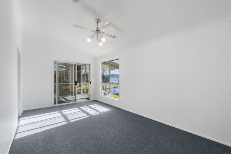 Jettys by the Lake - Site 74