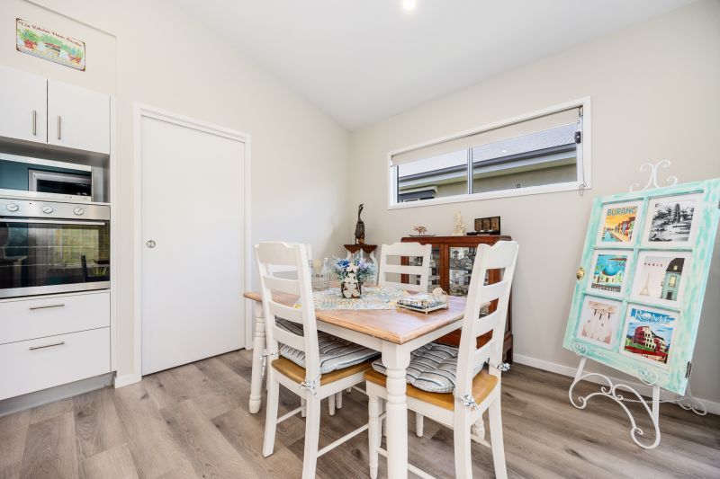 Stylish Corner Block with Bushland Views