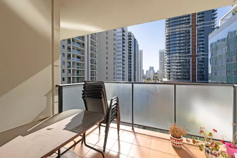 Central Spacious Living, with Resort-Style!