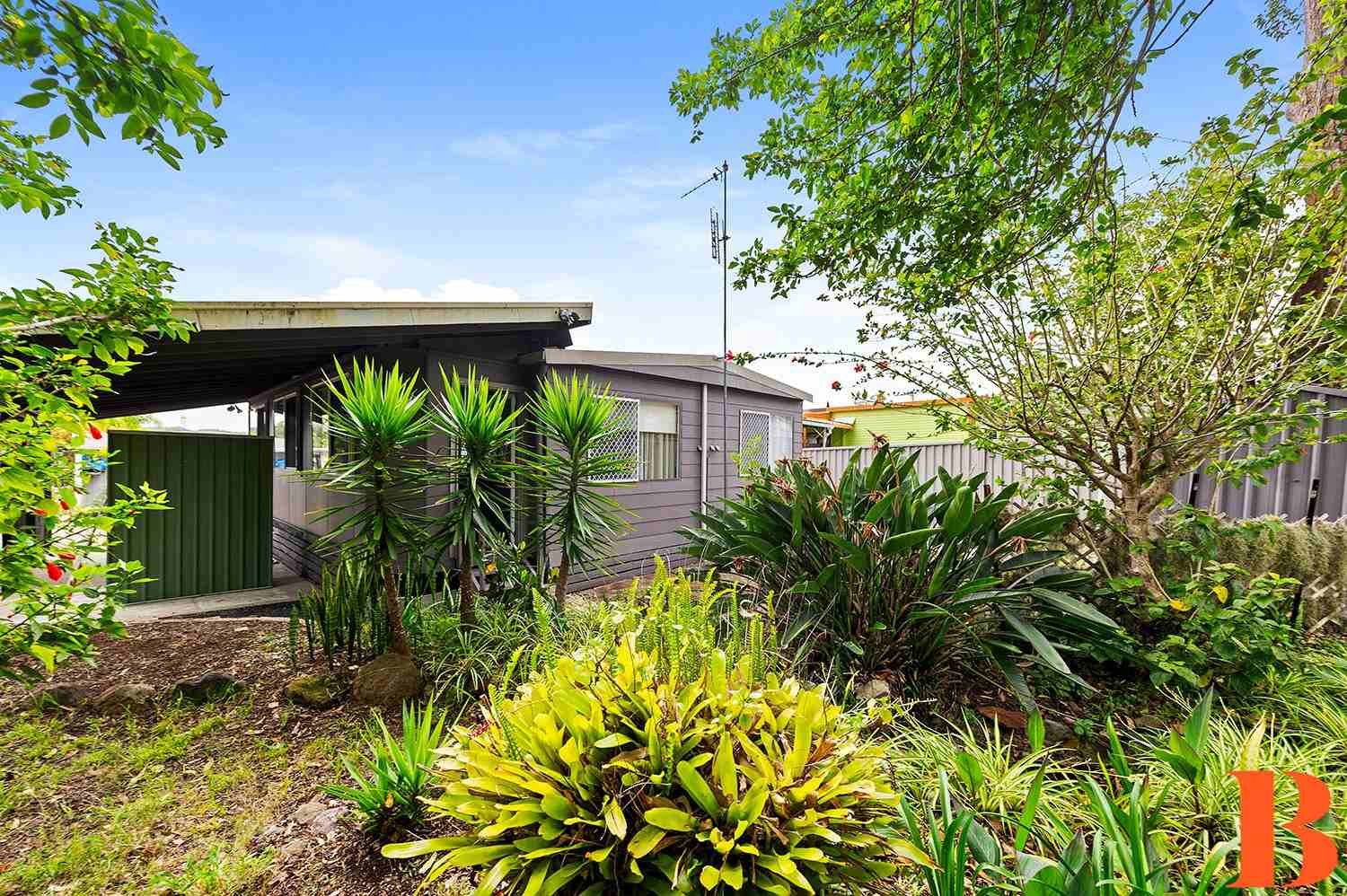 DEPOSIT TAKEN - UNDER CONTRACT Bushland Setting - Gorgeous Cottage - 2 Bedrooms