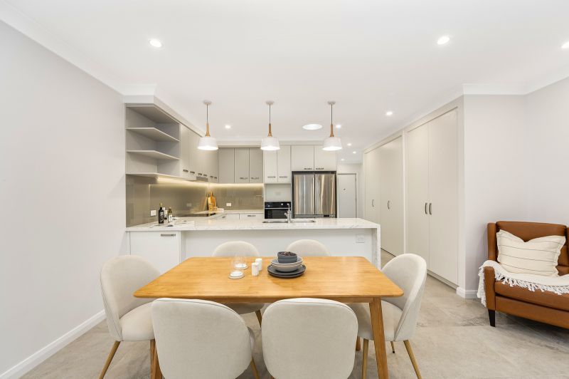 Fresh, modern two-bedroom villa with seamless indoor-outdoor alfresco area