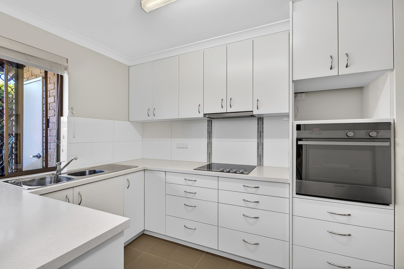 Well appointed villa close to amenities