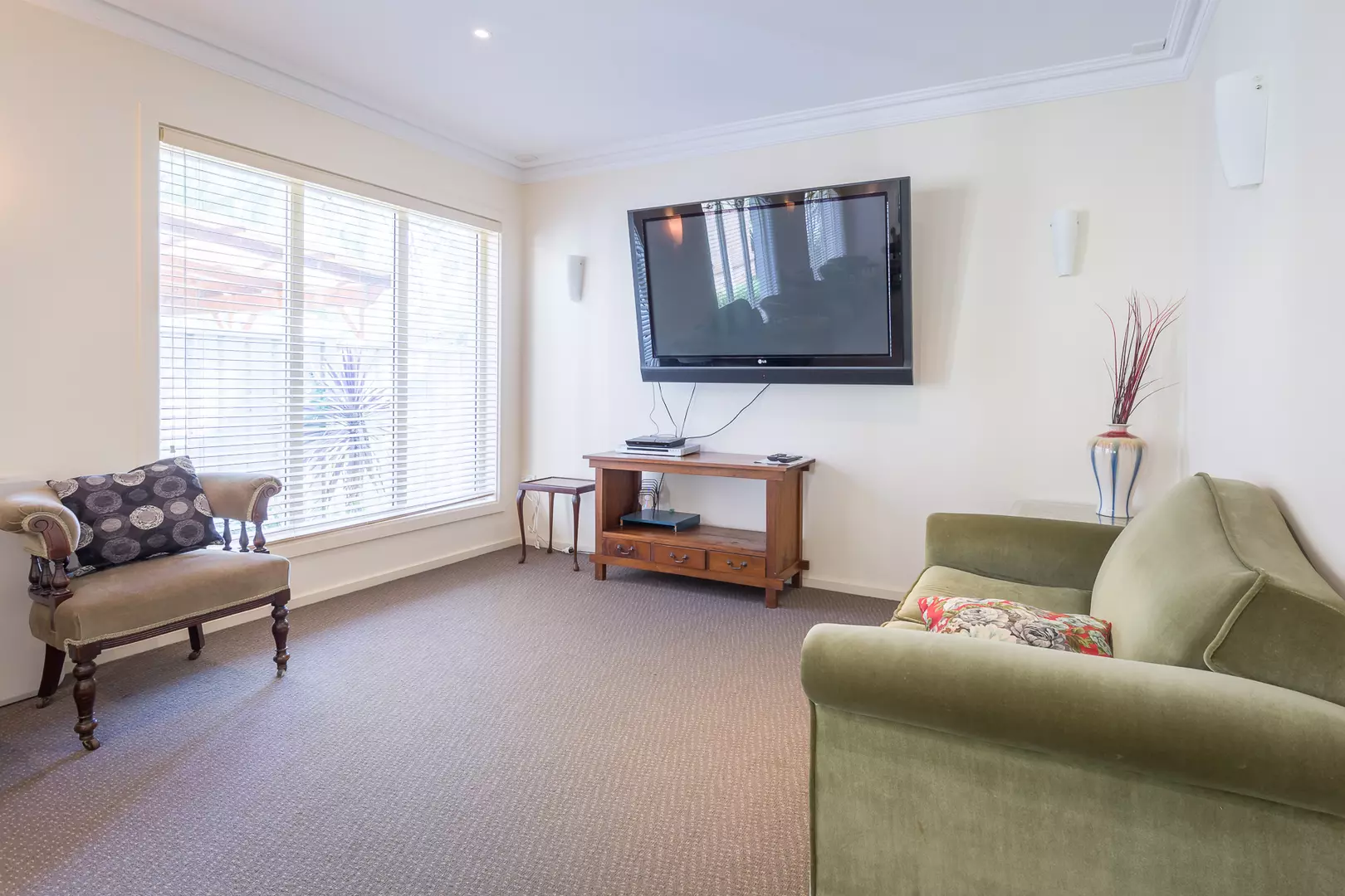 Rental available - Studio Apartments