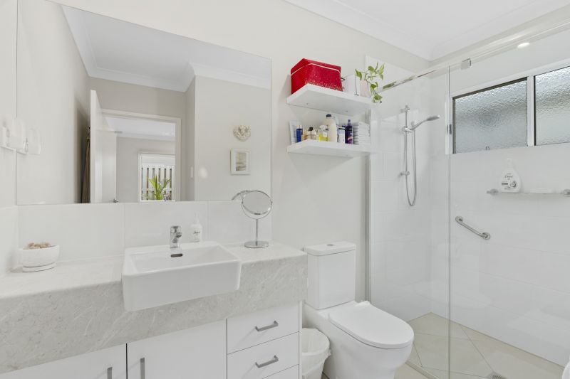 Immaculate Two Bedroom + Study – Make it Yours!