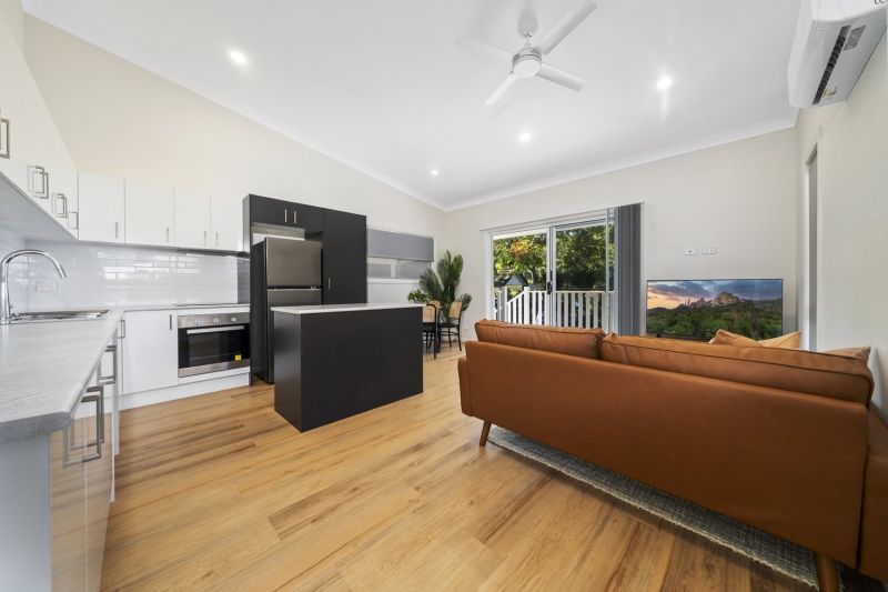 Stylish, Low-Maintenance Living with Open Plan Layout
