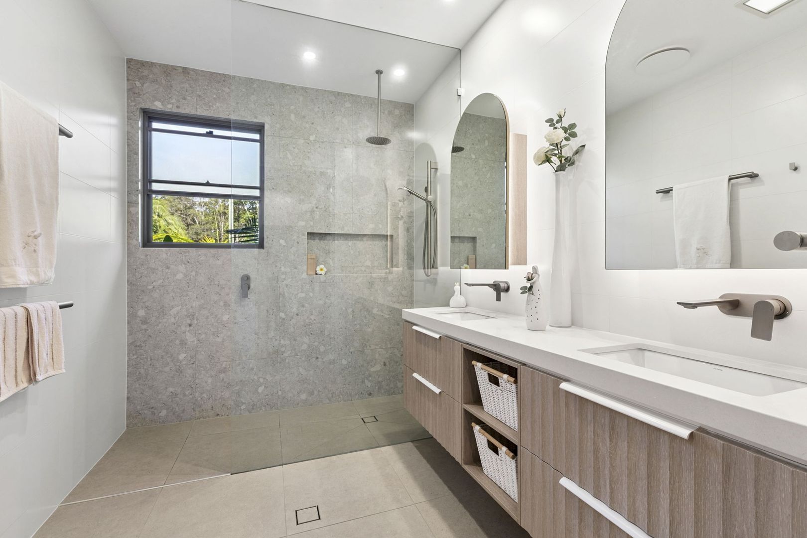 Private Sanctuary with Lush Green Outlook