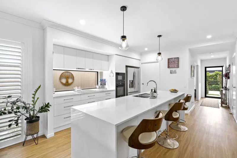 Site 92 - Established Kalbar