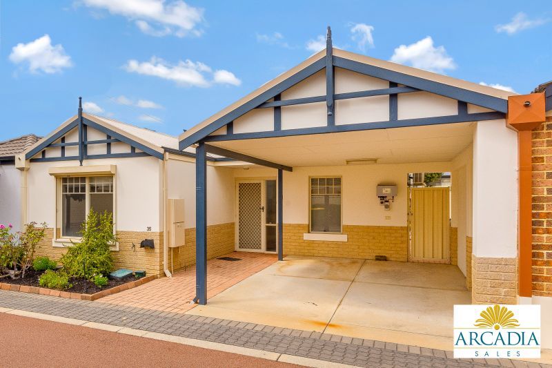 ARCADIA WATERS MADDINGTON - 2 Bedrooms and Stone Bench Tops