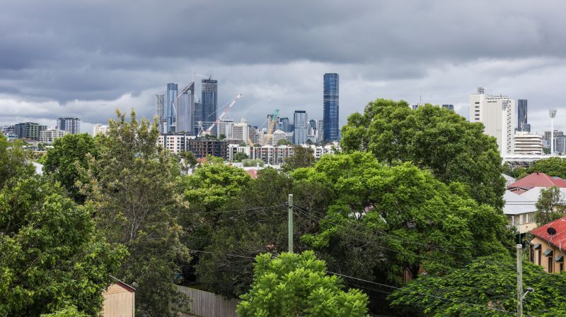 UNDER OFFER - Highly Sought-After Apartment with Ultimate City Views