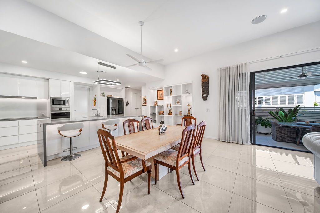 Large Villa on Corner Block with Visitor Parking !!!