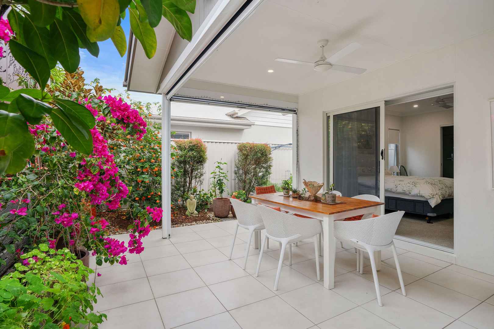 Alexandra by Palm Lake Resort