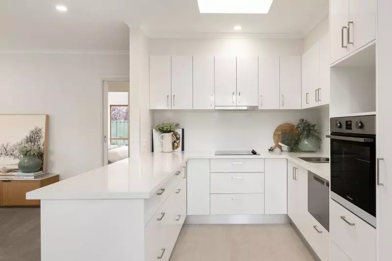 Lovely 2-bedroom villa with alfresco area and landscaped gardens