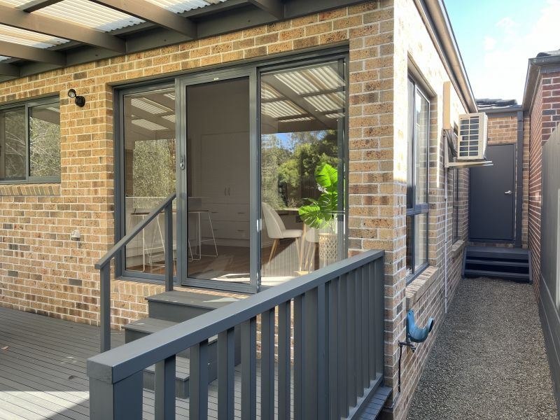 Contemporary Private Living overlooking Kurrajong Reserve