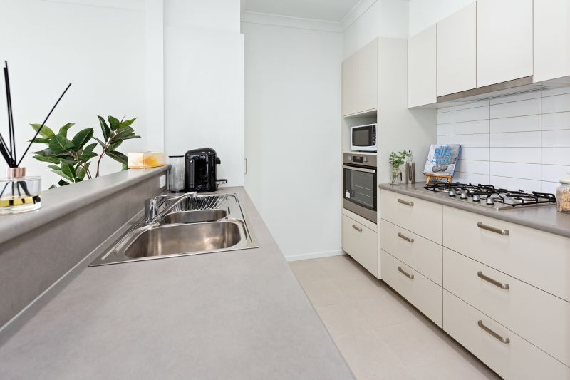 Freshly renovated two bedroom retreat in prime location in Arilla Village