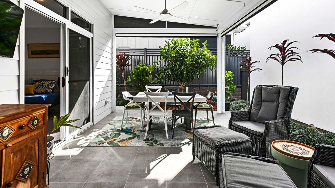 Home 171: Robson
