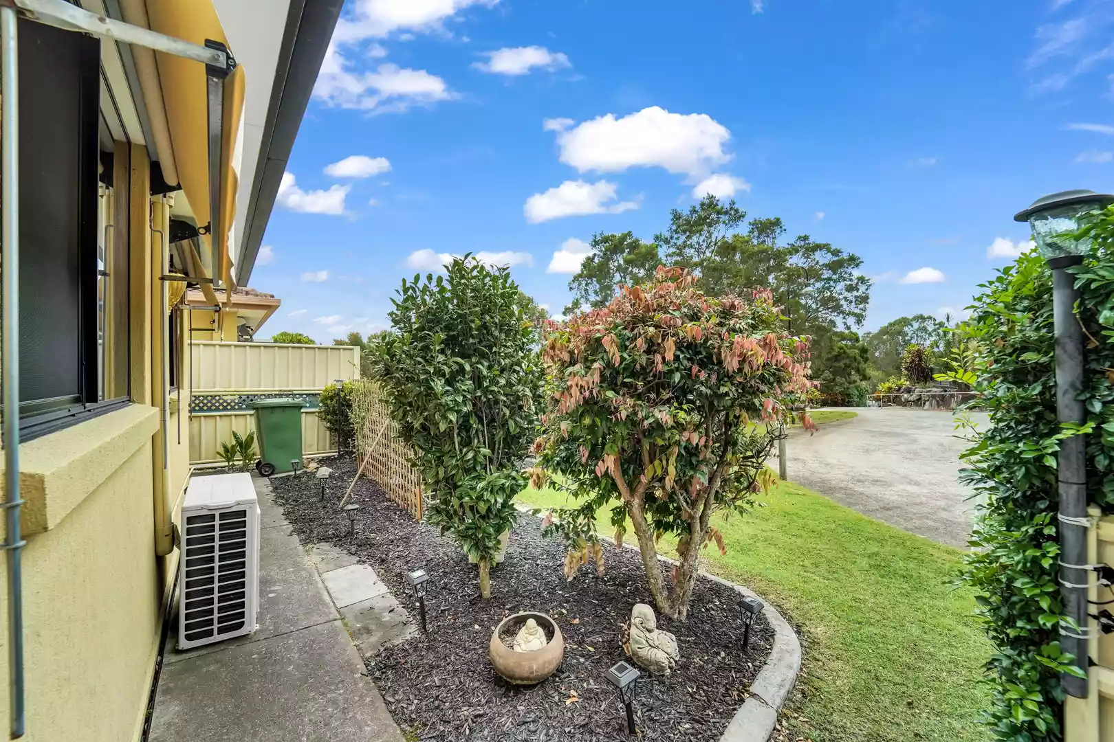 Downsizing at it's best!  Renovated and Ready to Move in. Located in an Over 50's Lifestyle Living Complex.