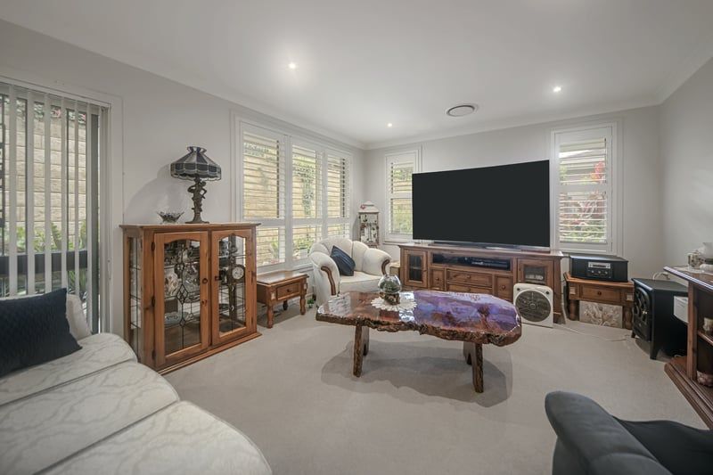 Private and Cosy Villa with Spacious Fenced Yard