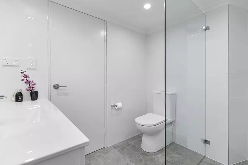 Newly renovated spacious ground floor unit in ideal location.