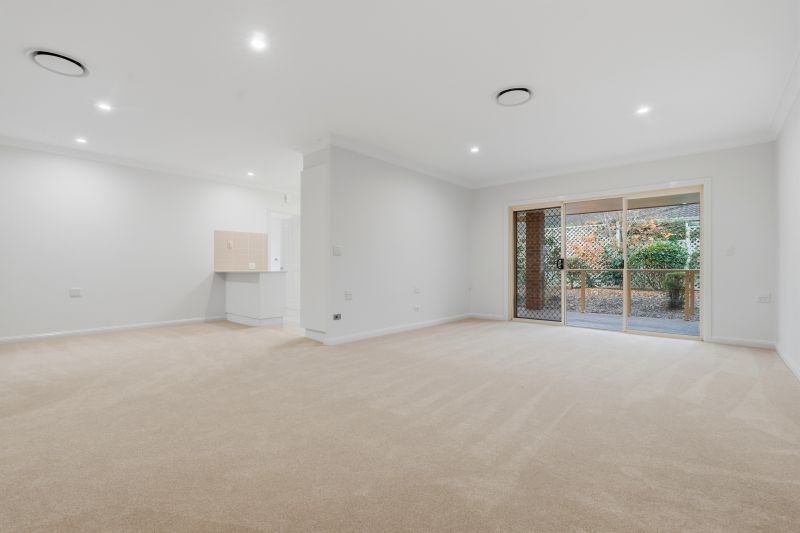 East facing enclose sunroom, perfect for the entertainer