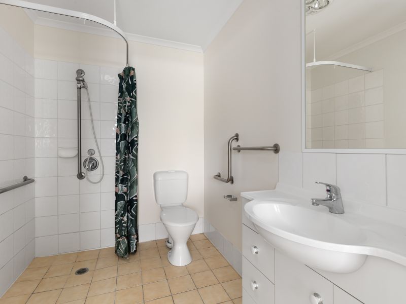 Single Self-Catered Unit – Rent in Seniors Community