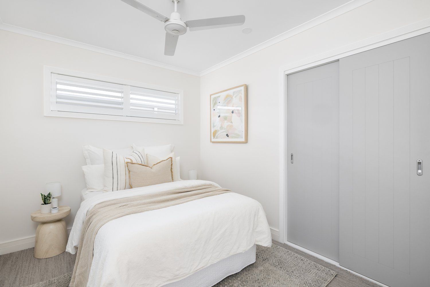 Elegant Three-Bedroom Retreat - Sunlit Alfresco Living