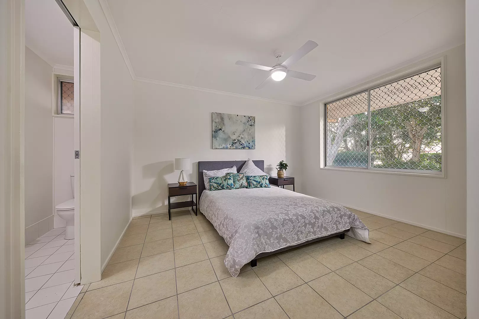  Your Very Own Slice of Paradise in Bribie Island 