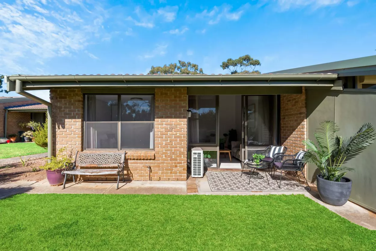 1 and 2 Bedroom units at Resthaven Bellevue Heights Retirement living! 