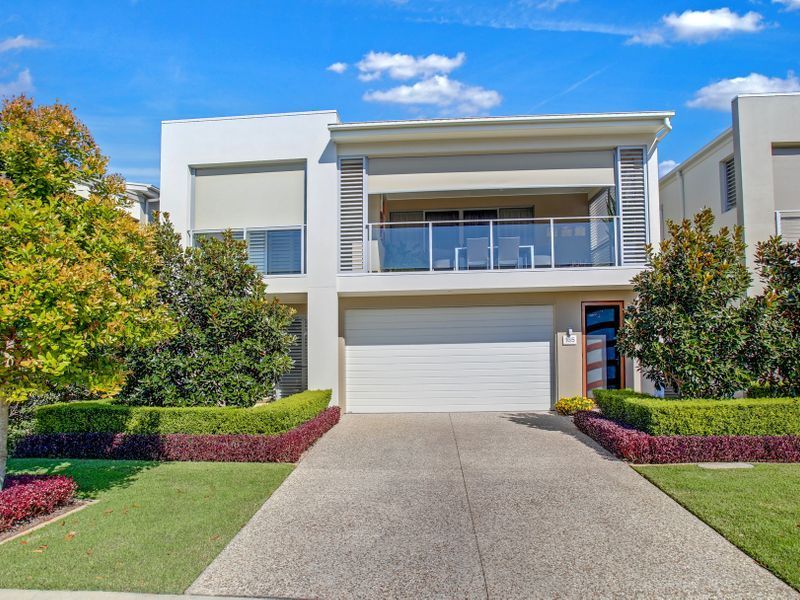 Two Storey Beauty
