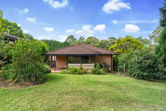 Spacious 2 Bedroom Home with private backyard