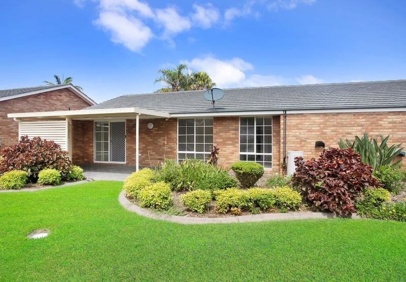 UNDER OFFER 169/1 Cape Hawke Drive, Forster