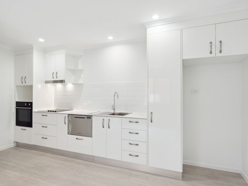 Spacious and bright one bedroom villa