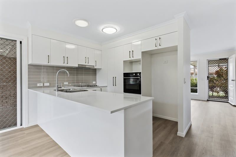 Totally Refreshed North-Facing Villa with Greenspace Views